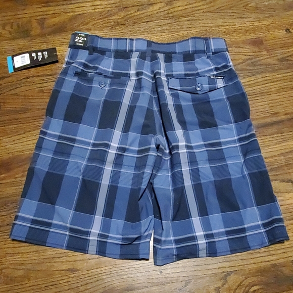 Board shorts - Picture 2 of 3